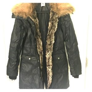 Parka Jacket with faux fur collar